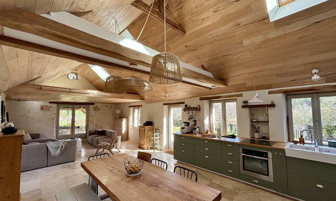 La Chapelle-Montligeon House | Maison Chaleureuse au Cœur du Perche