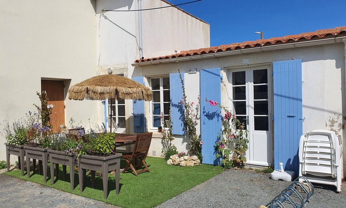 Cheray House | Maison Cosy Pour 4 Personnes, Classée 2, au Cœur du Nord de L'île D'oléron