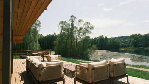 Gamaches Villa | Maison Canadienne au bord du lac