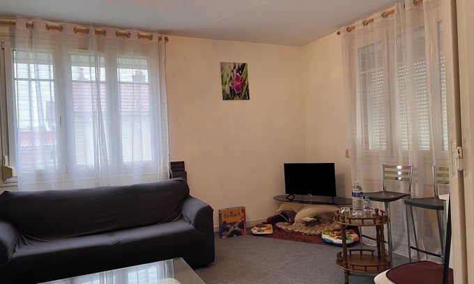 Romilly-sur-Seine House | Maison Carpe Diem Maximum Pour 4 Personnes
