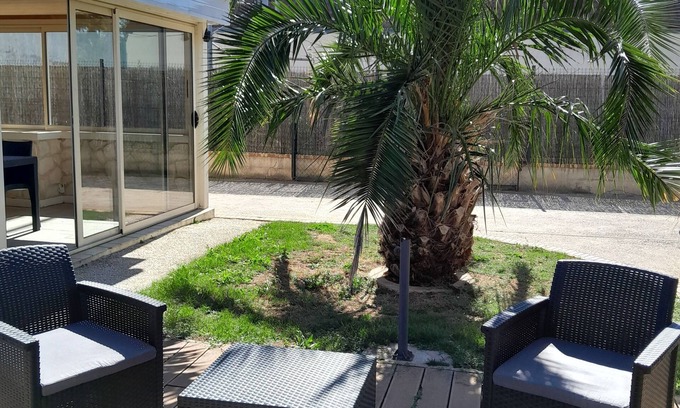 Chateauroux House | Maison Chaleureuse Entièrement Clôturée Animaux Acceptés