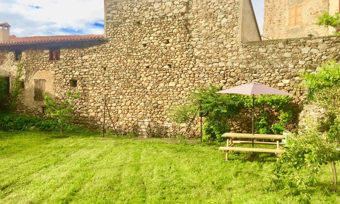 Sahorre House | Maison Charmante au Cœur du Conflent