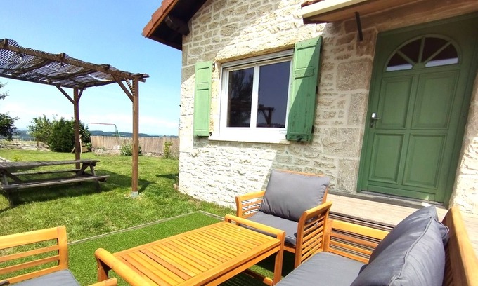 Marlhes House | Maison Cocooning Avec Jardin au Cœur du Parc du Pilat ! Nombreuses Activités