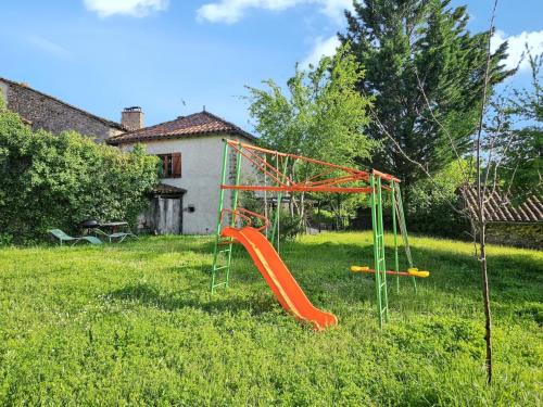Peyrusse-le-Roc House | Maison conviviale à Peyrusse le Roc, avec jardin sans vis-à-vis