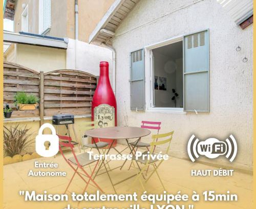 Vancia - Crepieux Apartment | Maison cosy avec terrasse à 15 minutes de Lyon et WIFI