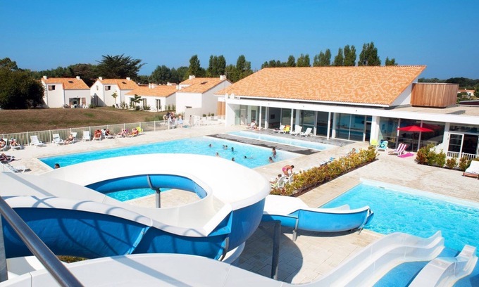 Olonne-sur-Mer House | Maison cosy, piscine sur place !