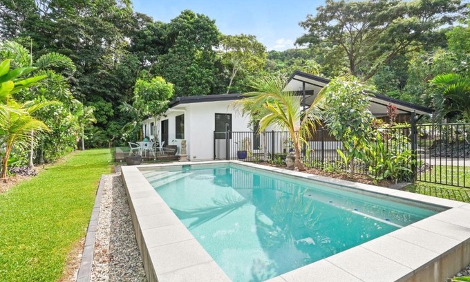 Whitfield House | Maison Daintree - Mount Whitfield View
