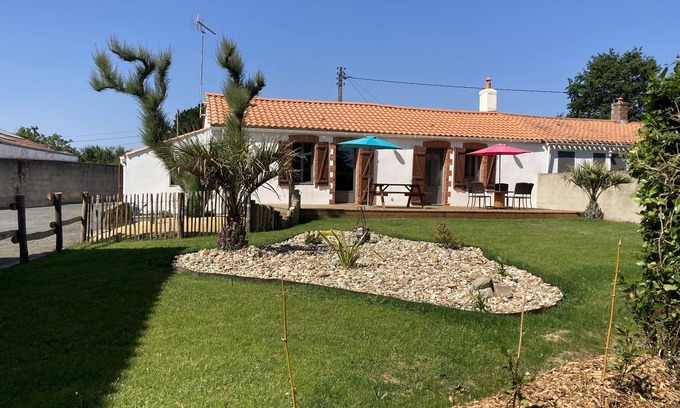 L'Aiguillon-sur-Vie House | Maison de Campagne Proche de L'océan