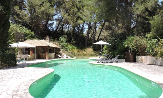 Aubagne Villa | Maison de Campagne Avec Piscine Privée