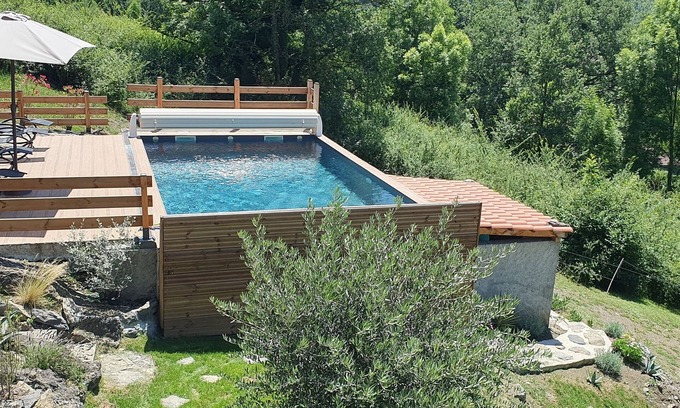 Cazavet House | Maison de Campagne Avec Piscine à la Montagne