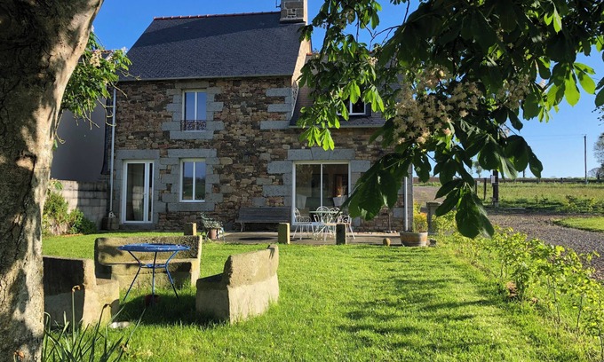 Marcilly Cottage | Maison de Campagne, Proche Mont Saint Michel