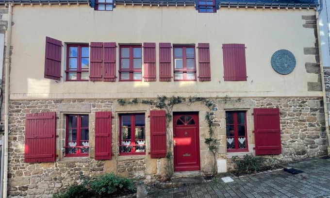 Auray House | Maison de caractère ST GOUSTAN