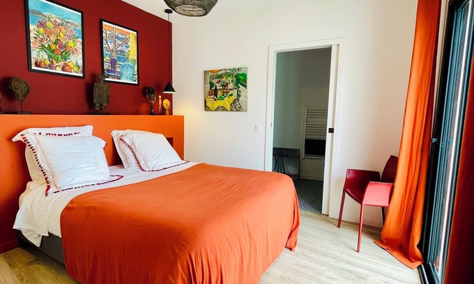 8th Arrondissement House | Maison de Charme 2 Chambres Pointe Rouge