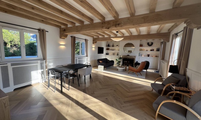 Villepreux House | Maison de Charme, Grand Jardin, Proche Paris, Versaille, sur le Golf de st Nom