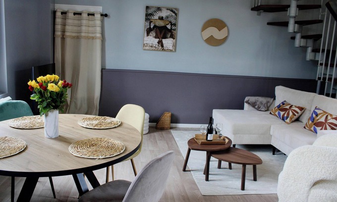 Bourgueil House | Maison de charme - Two Bedroom House, Sleeps 4