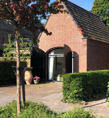 Emmeloord House | Maison de l'Epée