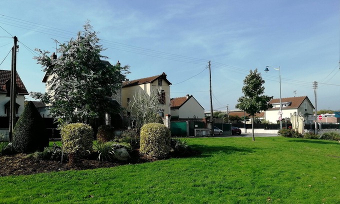 Mantes-la-Jolie House | Maison DE Vacance