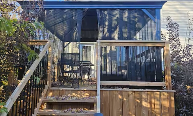 Terrebonne House | Maison de vacance polyvalente
