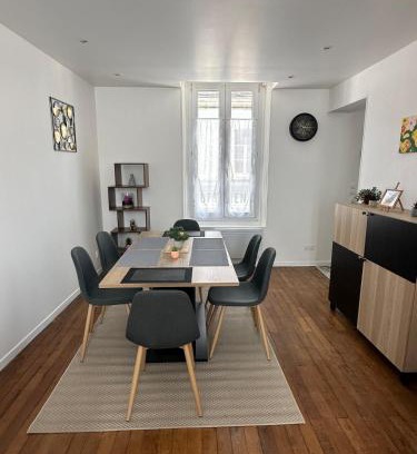 Chatillon-sur-Indre House | Maison de Village