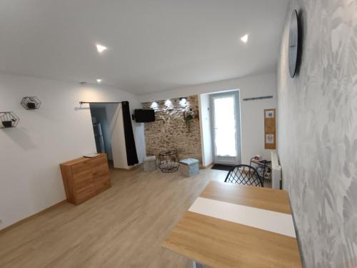 L'Aiguillon-sur-Vie House | maison de ville