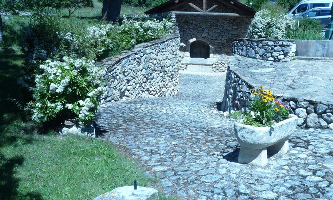 Escouloubre-les-bains House | Maison de Village 6 Personnes