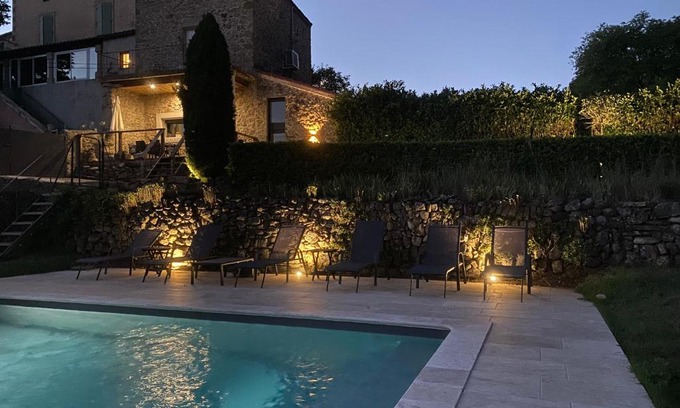 La Tour-Sur-Orb House | Maison de village avec terrain et piscine dans le Parc Régional du Haut Languedoc
