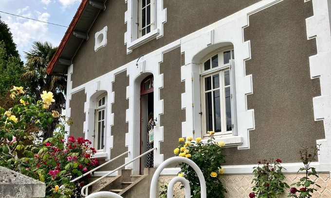 Massignac House | Maison de Village, Chaleureuse et Confortable, Lacs de Haute Charente