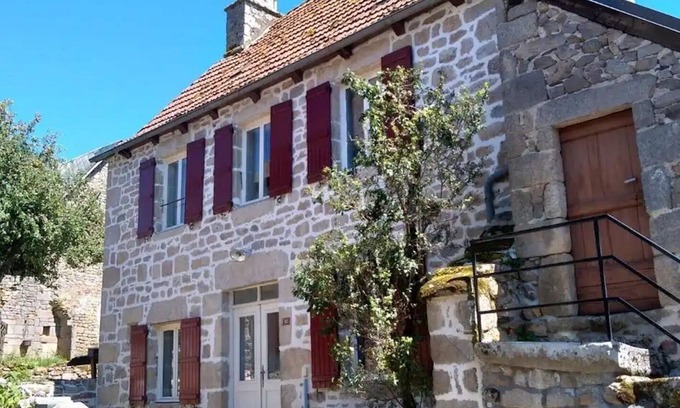 Hautefage Villa | Maison de Village