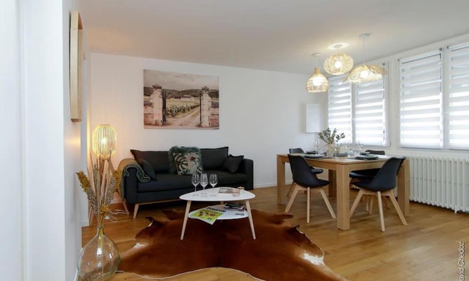 Chenove House | Maison « De Ville en Vigne »