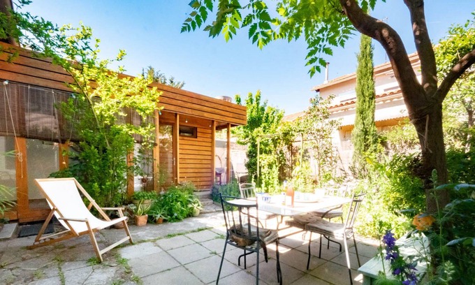 Les Beaux-Arts House | Maison de Ville - Jardin et Parking au Corum