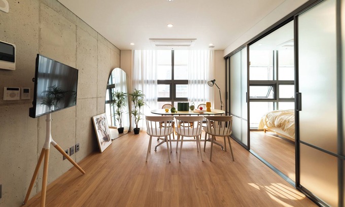 Seogyo-dong Bed & Breakfast | Maison de Wave 4
