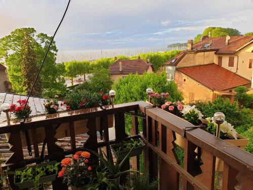 Thonon-les-Bains House | Maison des pêcheurs vue lac a 50m du port dans quartier historique
