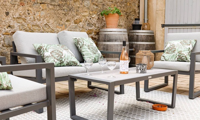 Neffies Bed & Breakfast | Maison Dix