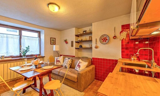 Dolonne Apartment | Maison Elodie - Wifi & Parking
