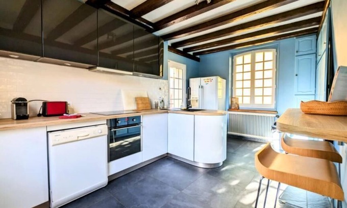 Laons House | Maison Familiale Avec Piscine Chauffée