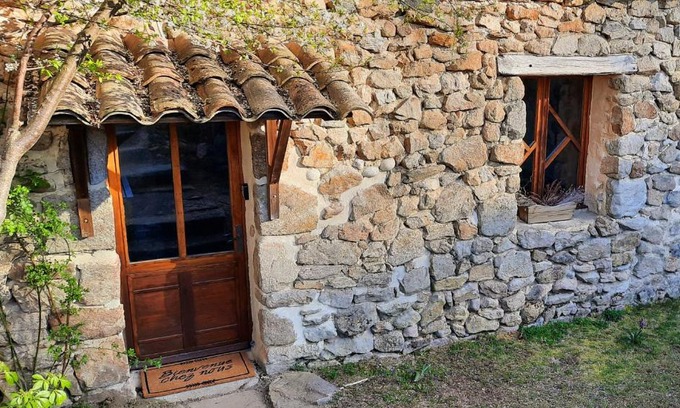 Silhac House | Maison familiale chaleureuse idéalement située
