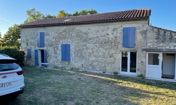 Moncrabeau Villa | Maison Familiale de Campagne Avec Piscine Dans le Lot et Garonne à 1 km du Gers