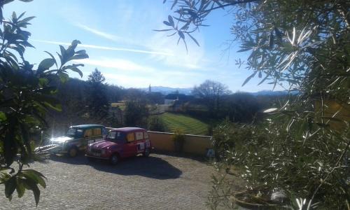 Aubertin House | Maison Fleurie
