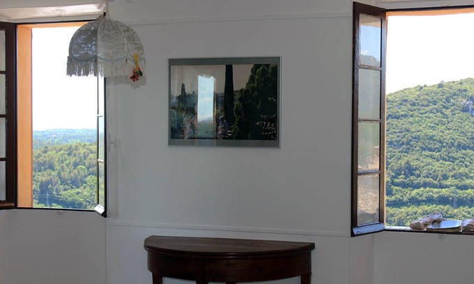 Saint-Cezaire-sur-Siagne House | Maison DE Village Avec vue Dégagée sur le Var et le Village de Mons