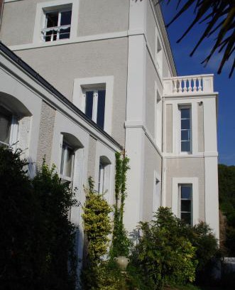 Cholet Bed & Breakfast | Maison Latour