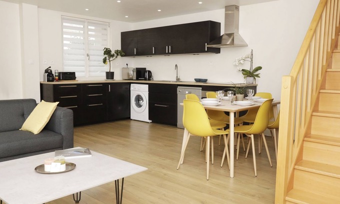 Senlis House | Maison Le Moulin Vert In the heart of the historic district