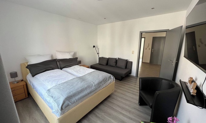 Center Condo | Maison Lounge