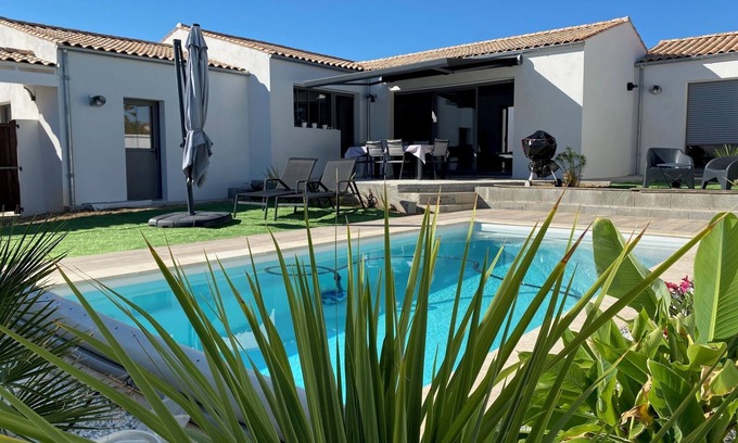 Saint-Xandre House | Maison Lumineuse 10 mn La Rochelle