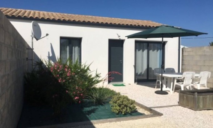 Saint Agnant House | Maison Neuve de 38m² Avec Terrasse