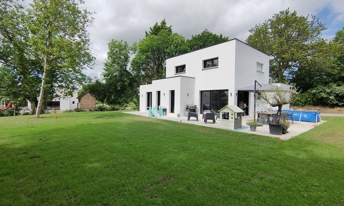 Gouesnach House | Maison Neuve Entre Quimper et les Plages