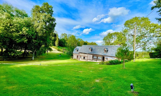 Les Champeaux House | Maison Normande dans la prairie