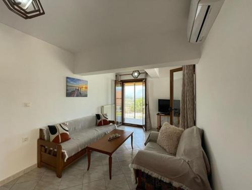 Valanidorrachi House | Maison Olga