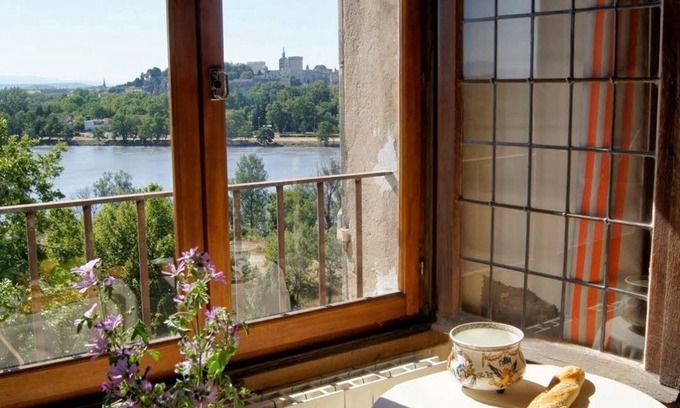 Villeneuve-les-Avignon Bed & Breakfast | Maison Orsini
