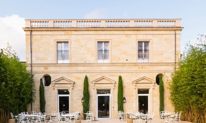 Le Bouscat Hotel | Maison Pavlov