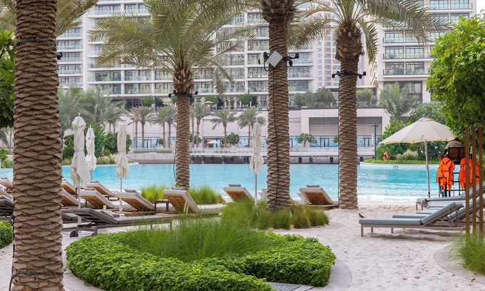 Discovery Gardens Apartment | Maison Privee - Creekside Elegance w/Canal Vws at Creek Beach